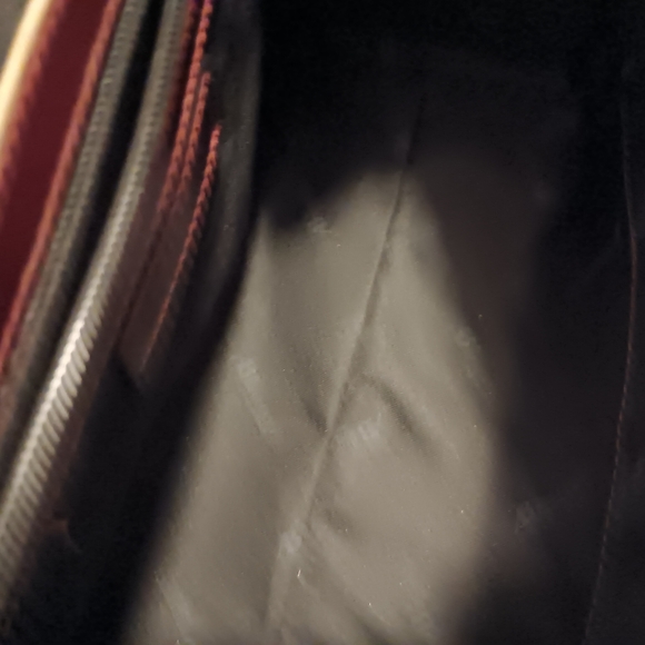 Nwt!! A bellucci Italian handbag/crossbody with lock and key - Picture 9 of 16